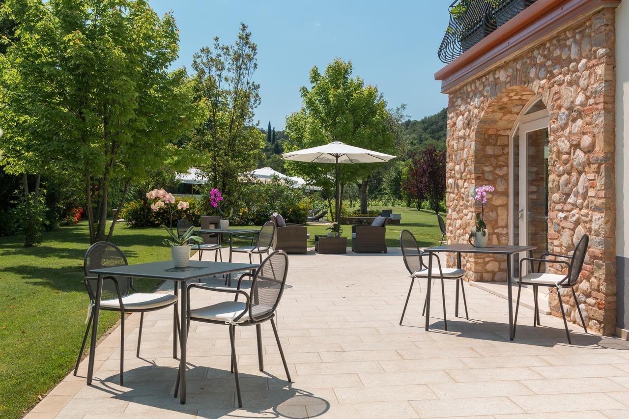 Agriturismo Corte Aurea Дезенцано-дель-Гарда Экстерьер фото