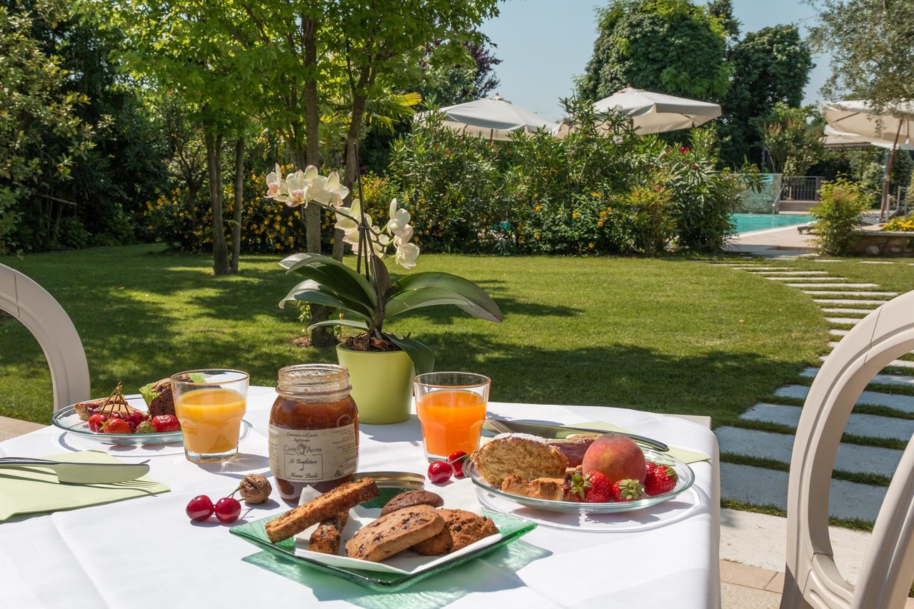 Agriturismo Corte Aurea Дезенцано-дель-Гарда Экстерьер фото