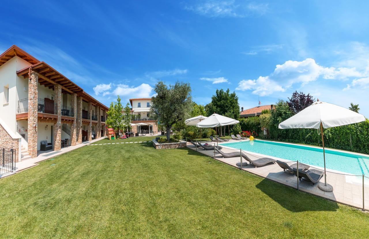 Agriturismo Corte Aurea Дезенцано-дель-Гарда Экстерьер фото