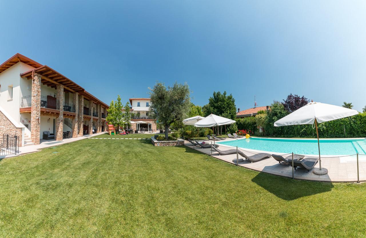 Agriturismo Corte Aurea Дезенцано-дель-Гарда Экстерьер фото