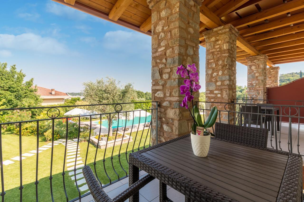 Agriturismo Corte Aurea Дезенцано-дель-Гарда Экстерьер фото