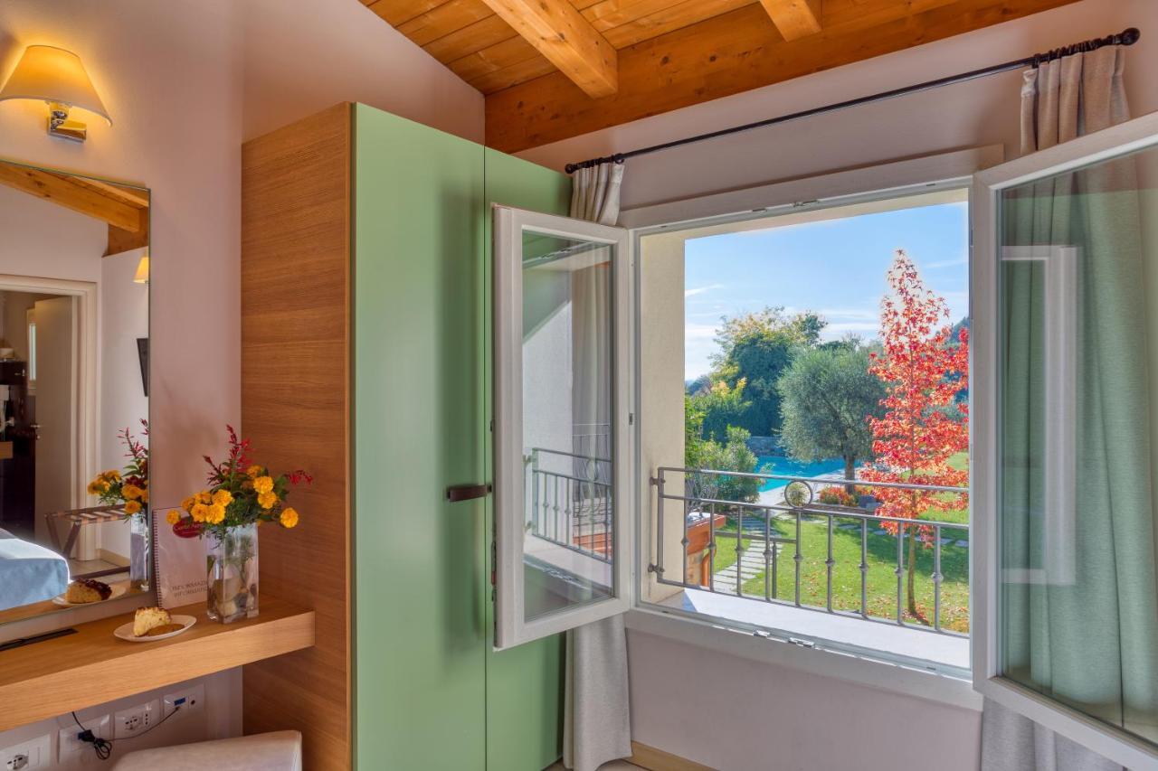 Agriturismo Corte Aurea Дезенцано-дель-Гарда Экстерьер фото